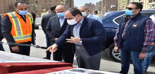 الرئيس السيسي يتفقد أعمال تطوير عدد من المحاور والطرق الجديدة