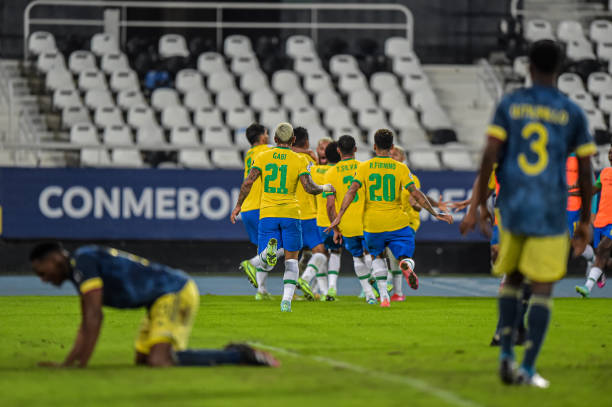 البرازيل تفوز علي بيرو 2-0 في تصفيات كأس العالم