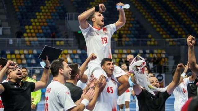 الزمالك يهزم الأهلى 29-28 ويتوج بطلاً لكأس الكؤوس الأفريقية لليد