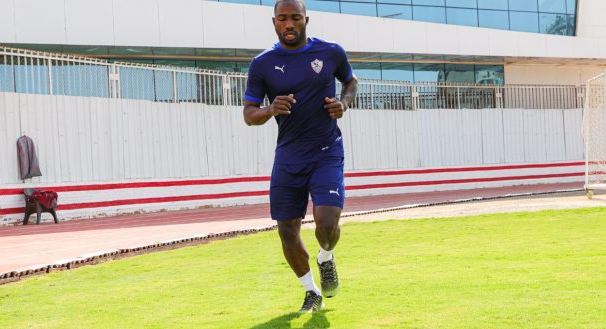 رزاق سيسيه ينقطع عن تدريبات الزمالك بدون إذن