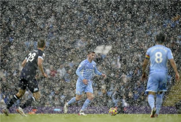 مانشستر سيتي يفوز علي وست هام 2-1 في الدوري الإنجليزي