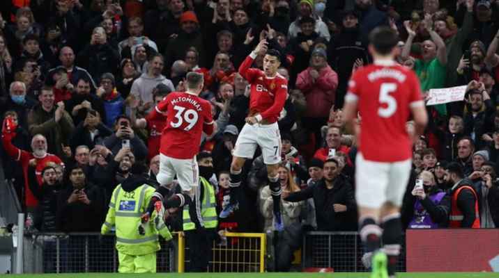 مانشستر يونايتد يفوز على برايتون 2-0 في الدوري الإنجليزي الممتاز