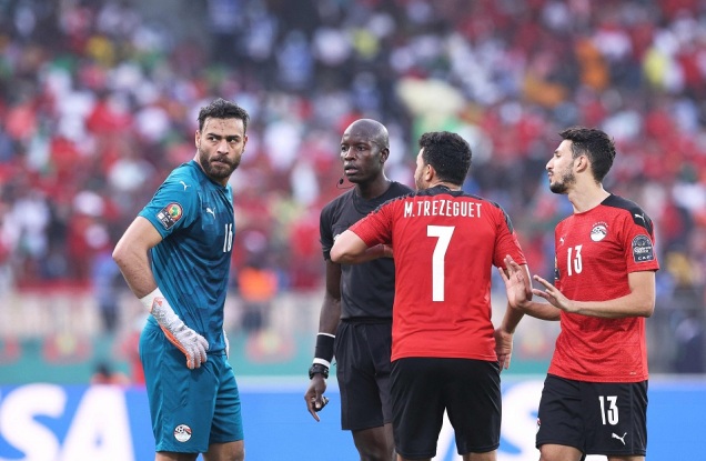 محمد صبحي يحرس مرمي مصر بدلآ من أبو جبل المصاب