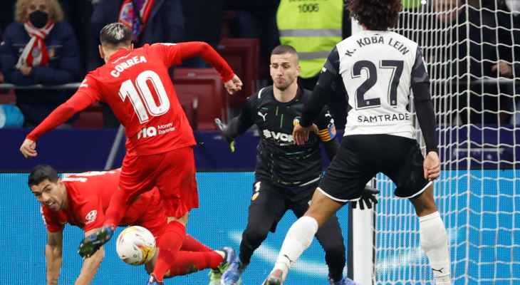 أتلتيكو مدريد يهزم فالنسيا 3-2 في مباراة قوية بالدوري الإسباني