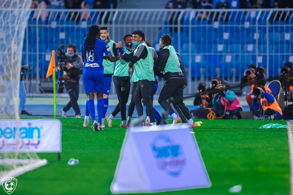 الهلال يتوج بطلاً لكأس السوبر السعودي للمرة الثالثة في تاريخه