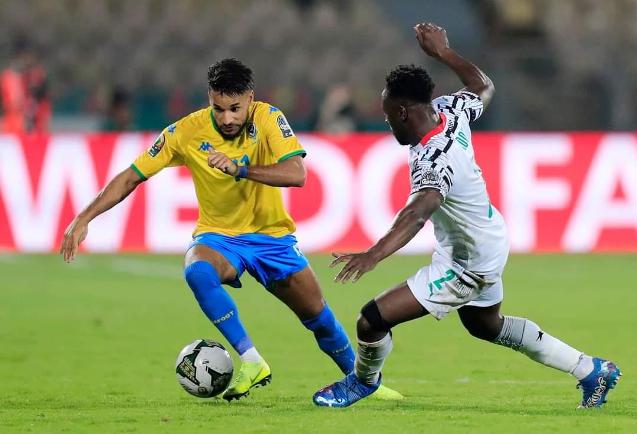 مواعيد مباريات اليوم الخميس والقنوات الناقلة