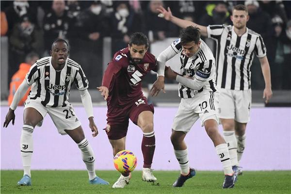 يوفنتوس يتعادل بصعوبة مع تورينو 1-1 في الدوري الإيطالي