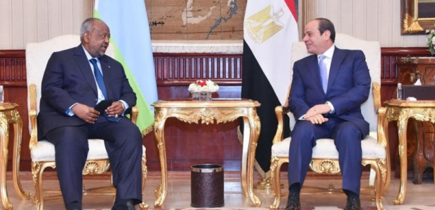 قمة مصرية – جيبوتيه اليوم بين الرئيسين السيسي وإسماعيل جيله بقصر الإتحادية