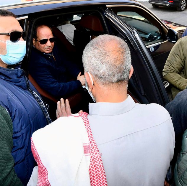 الرئيس السيسي: أي واحد عنده محل أو مصنع يكسب منه بالعقل