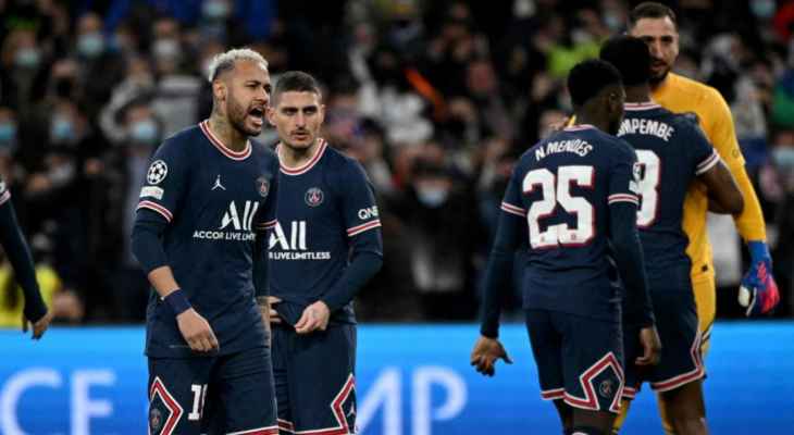 مشاجرة عنيفة بين نيمار ودوناروما في غرفة الملابس بعد الخروج من دوري الأبطال