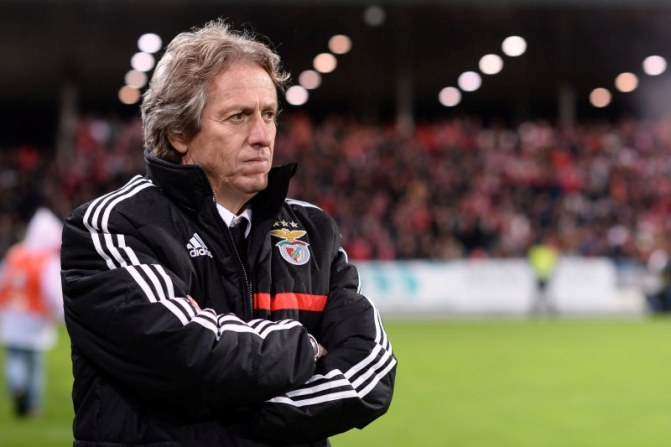 جيسوس ينفي التوقيع مع النصر السعودي