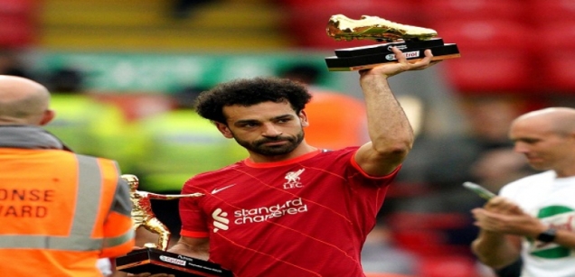 السفير البريطاني في مصر يهنئ محمد صلاح علي ألقابه بالدوري الإنجليزي