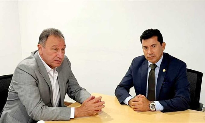 وزير الرياضة يناقش مع الخطيب ملابسات نهائي دوري أبطال أفريقيا