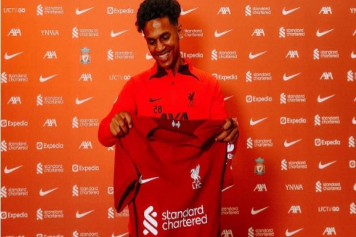 ليفربول يعلن رسميًا صفقة فابيو كارفاليو