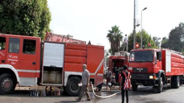 استشهاد فرد وإصابة 8 من رجال الشرطة في حريق بالإسكندرية