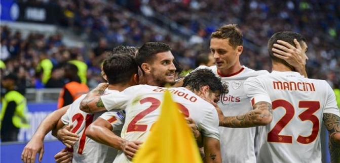 ميلان يتعادل مع روما 1-1 في الدوري الإيطالي