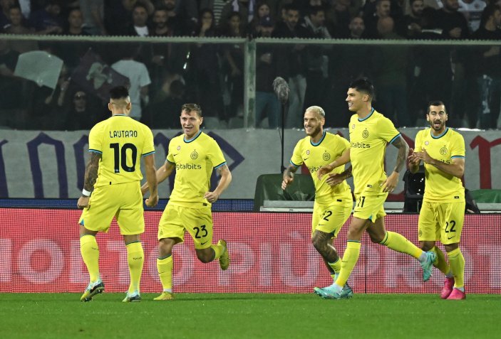 إنتر ميلان يفوز علي فيورنتينا 4-3 في مباراة قوية بالدوري الإيطالي