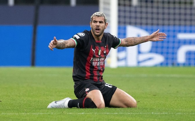 سطو مسلح على منزل نجم ميلان الإيطالي