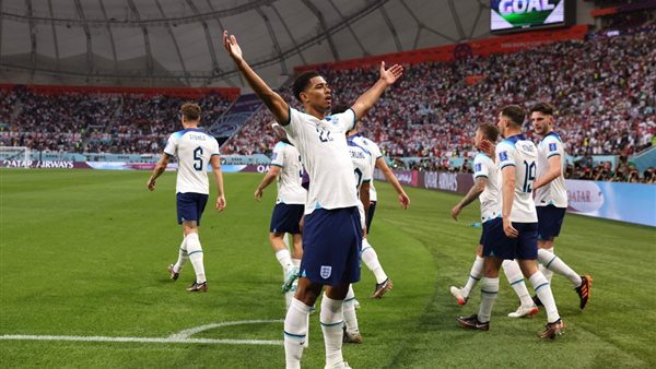 بوكايو ساكا يتوج بجائزة أفضل لاعب في مباراة إنجلترا وإيران بكأس العالم