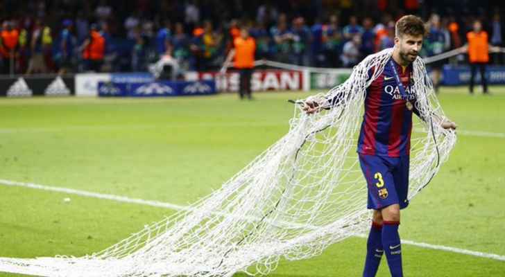 أول رد من برشلونة بعد قرار بيكيه اعتزال كرة القدم