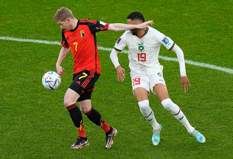 المغرب تتعادل مع بلجيكا سلبياً في الشوط الأول