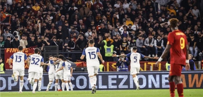 لاتسيو يحسم ديربي العاصمة ويفوز على روما 1-0 بالدوري الإيطالي
