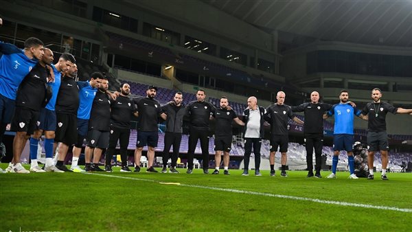 أجواش يحاضر لاعبي الزمالك قبل مران الفريق