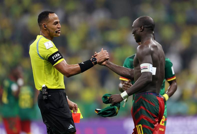 الكاميرون تفاجئ الجميع بالفوز على البرازيل وتودع كأس العالم