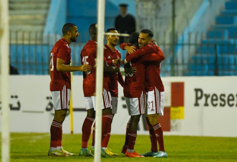 الأهلي يفوز علي المحلة 2-0 ويحلق بصدارة الدوري الممتاز