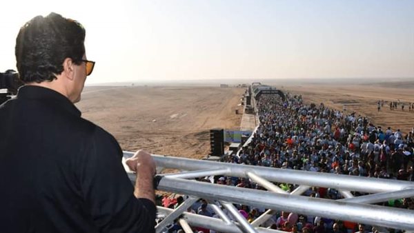 وزير الرياضة يطلق إشارة إنطلاق ماراثون الأهرامات