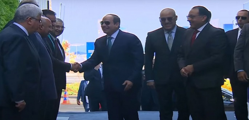 الرئيس السيسي يصل إلى مقر افتتاح مدينة المنصورة الجديدة
