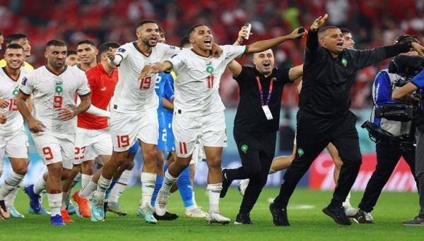 المغرب يحمل آمال العرب أمام إسبانيا اليوم في المونديال