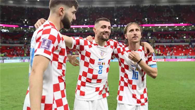 لاعب كرواتيا: سنحاول فرض أسلوب لعبنا علي البرازيل