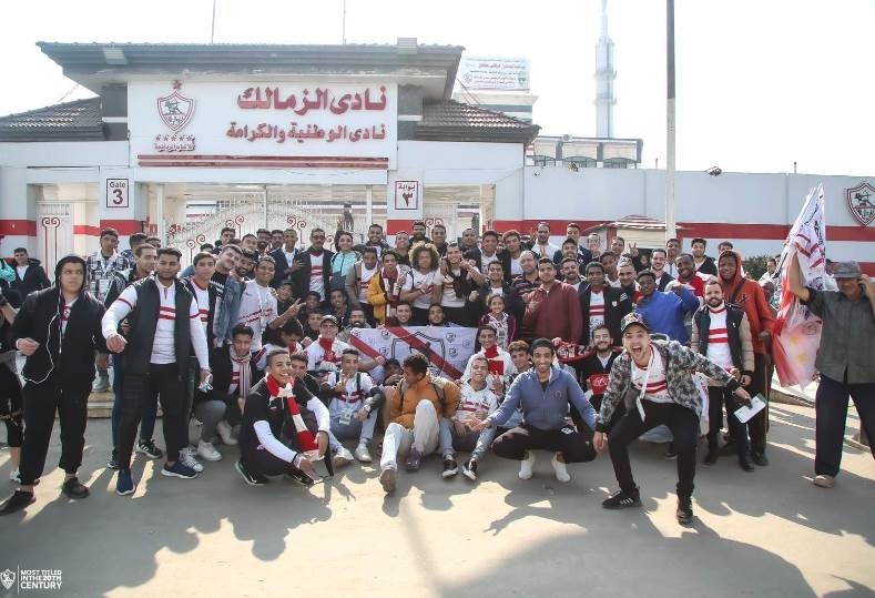 أوتوبيسات جماهير الزمالك تغادر القاهرة إلى المحلة