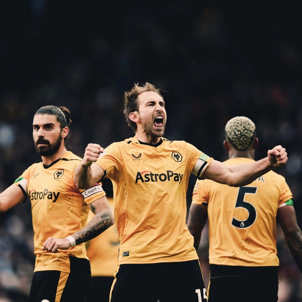 وولفرهامبتون يضرب ليفربول 3-0 في الدوري الإنجليزي