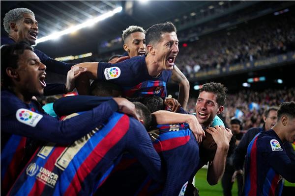 برشلونة يفوز على أوساسونا 1-0 ويقترب من لقب الدوري الإسباني