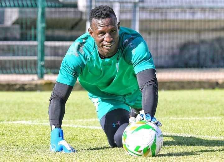 الهلال السوداني يتلقى صدمة كبرى قبل مواجهة الأهلي المصيرية