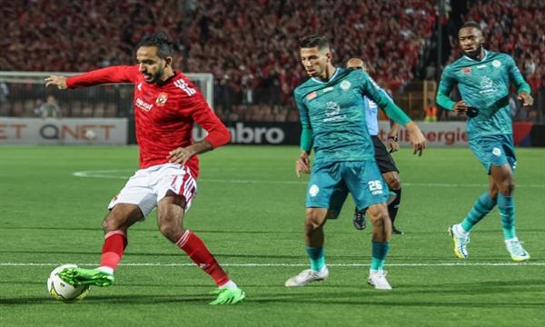 الرجاء البيضاوي يتعادل مع الأهلي سلبياً في الشوط الأول