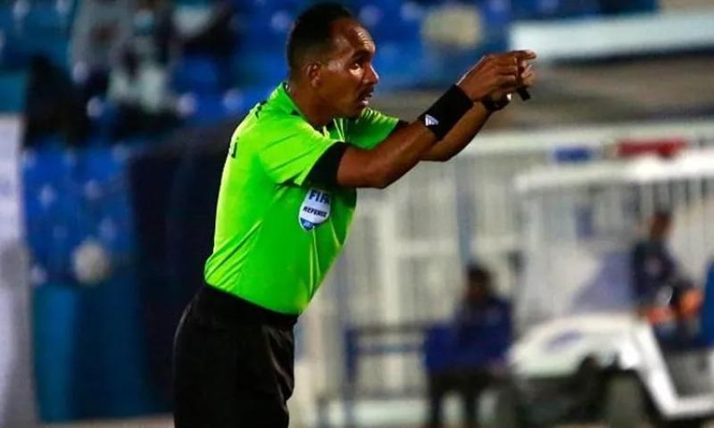 حكم سوداني لمباراة الذهاب بين الأهلي والرجاء بدوري أبطال أفريقيا