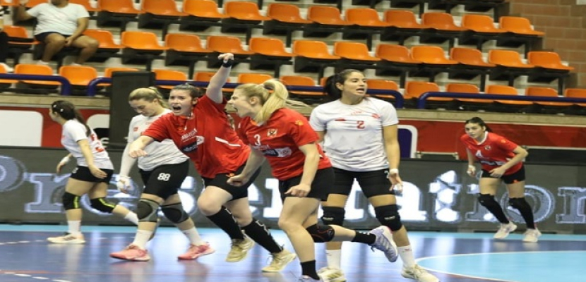 تأهل سيدات الأهلي لنصف نهائي الكؤوس الأفريقية لليد