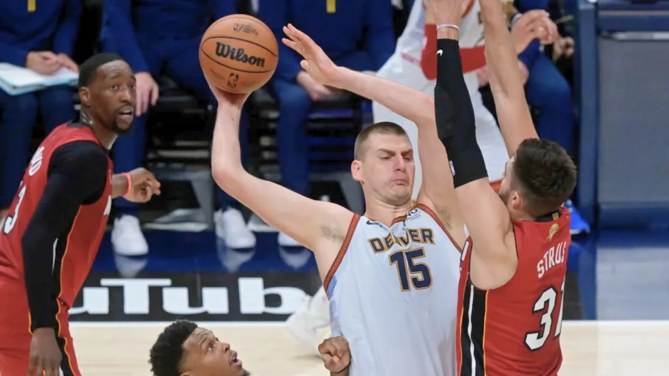 دنفر ناجتس يحسم لقب دوري السلة الأمريكي الـ NBA