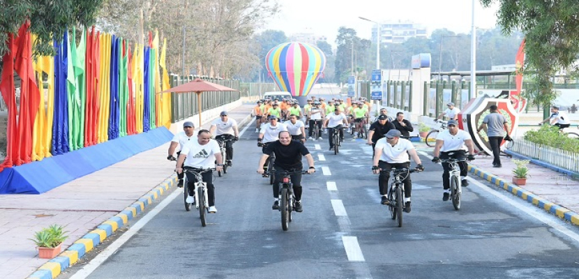 الرئيس السيسي يقوم بزيارة تفقدية لمقر الكلية الحربية فجرًا
