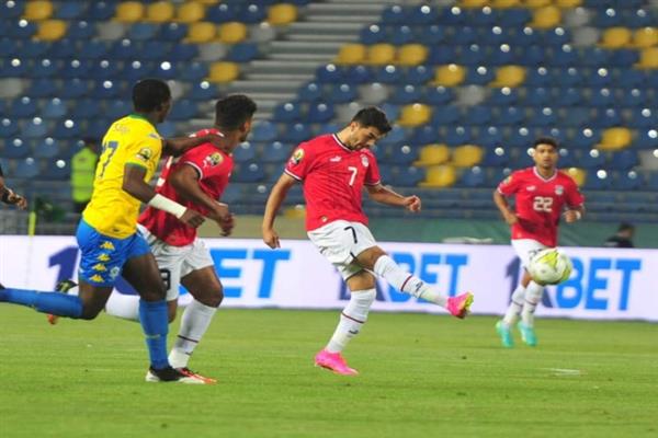 المنتخب الأولمبي يتقدم على غينيا 1-0 في الشوط الأول