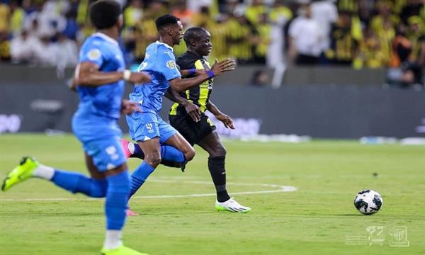 الهلال السعودي يفوز على اتحاد جدة 3-1 في البطولة العربية