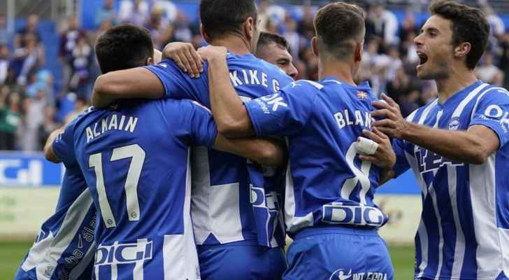 ديبورتيفو ألافيس يفوز علي إشبيلية 2-1 بالدوري الإسباني