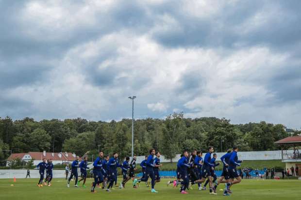 الإصابات تهدد برحيل 3 لاعبين عن الأهلي