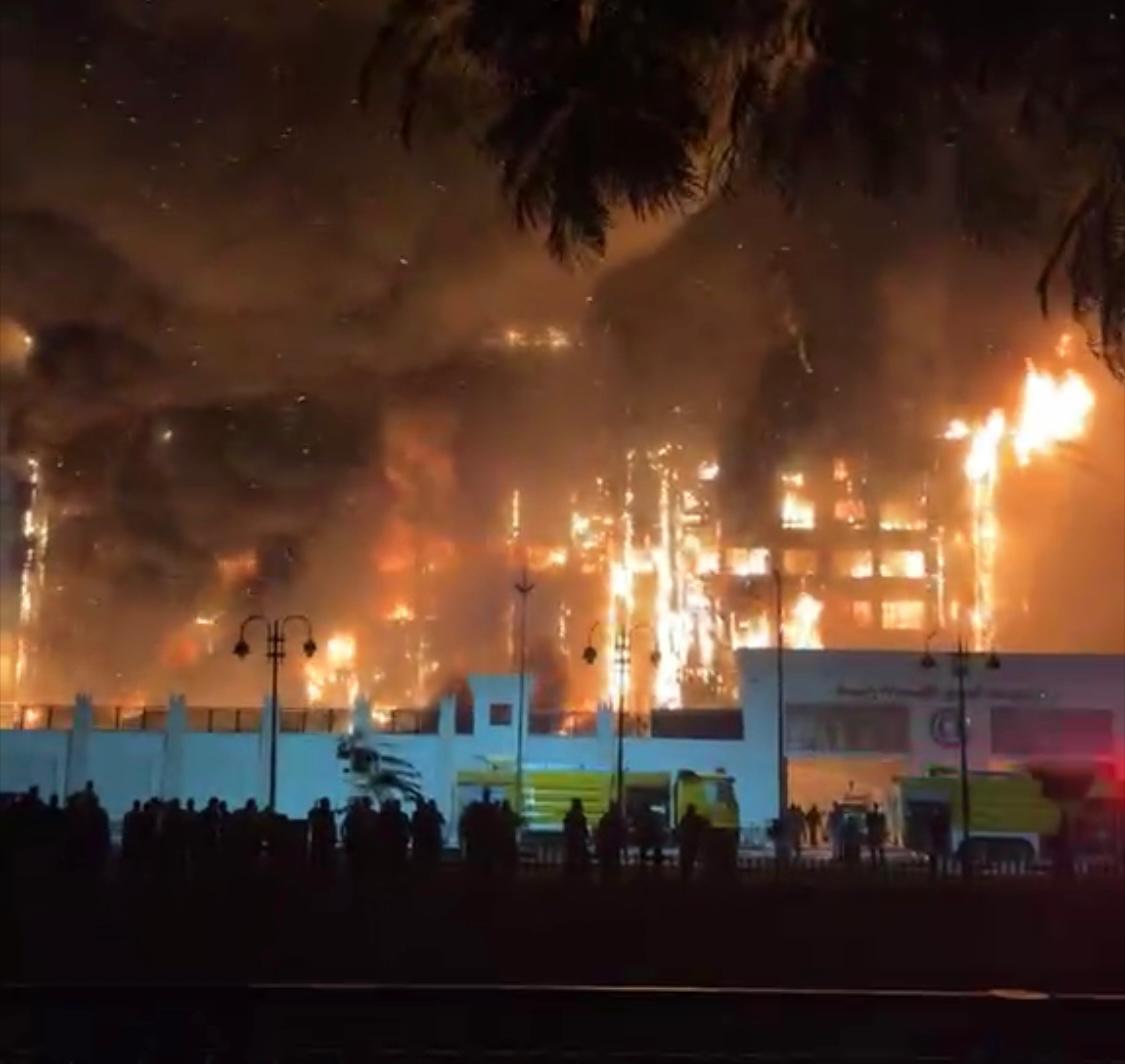 وزير الداخلية يتفقد آثار حريق مديرية أمن الإسماعيلية