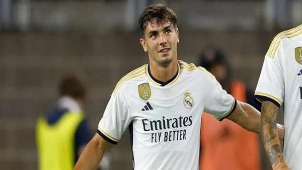 نجم ريال مدريد يقرر ارتداء قميص منتخب المغرب