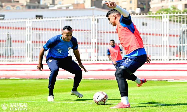 ناصر منسي ينتظم في تدريبات الزمالك