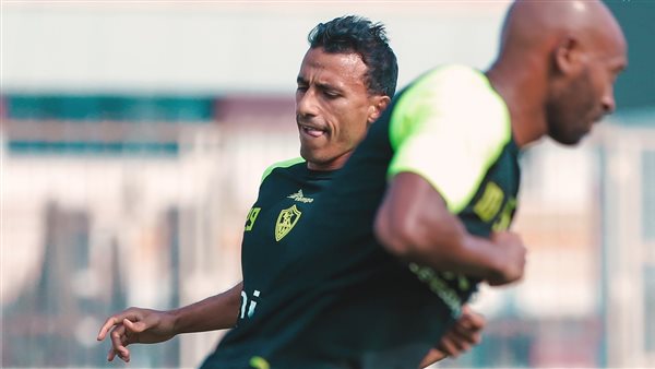 عبد الشافي يجدد تعاقده مع الزمالك لمدة موسم واحد